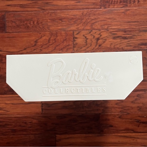 Barbie The Tale Of Peter Rabbit Collector Edition - Picture 6 of 6